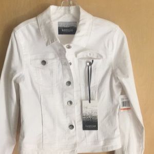 Kenzie denim jacket new with partial tags